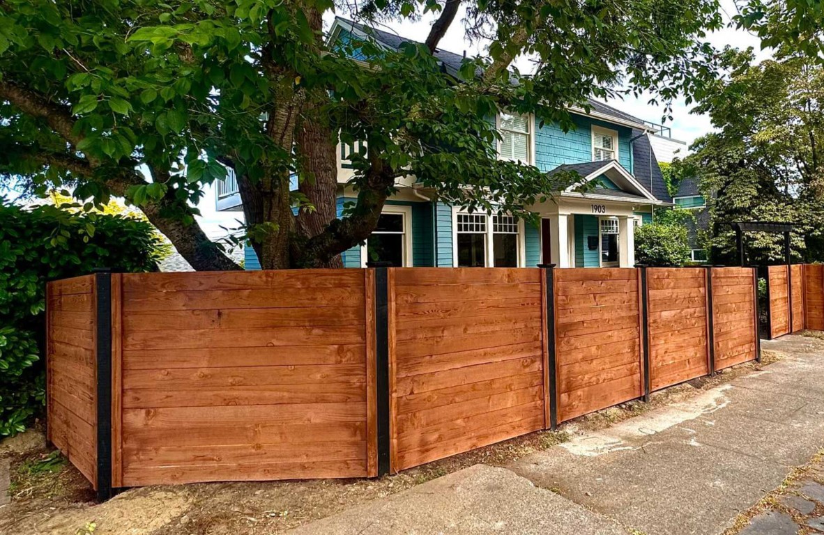Modern horizontal wood privacy fence